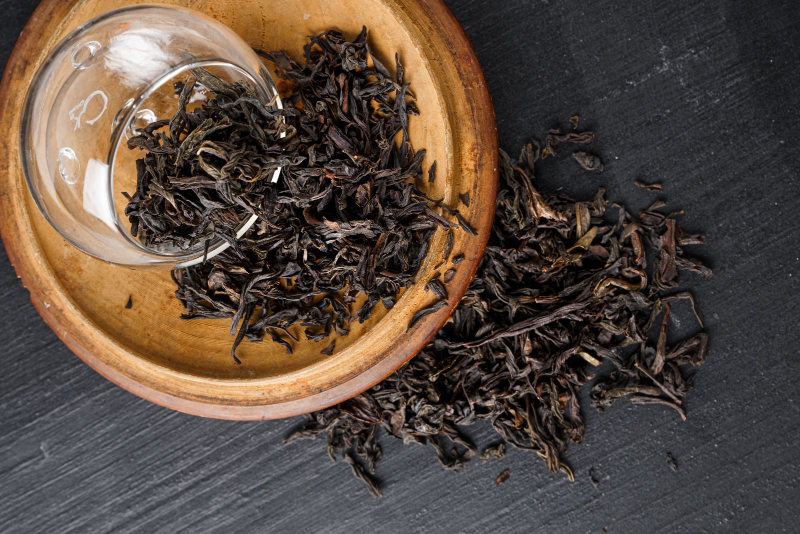 На что похож аромат чая: какие бывают виды, как понять аромат чая
