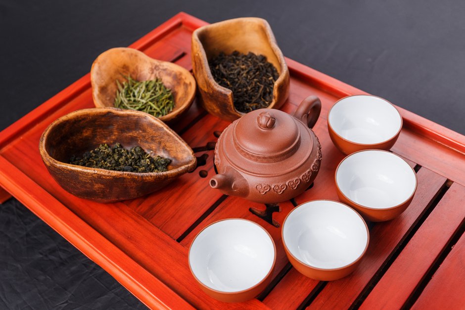 На что похож аромат чая: какие бывают виды, как понять аромат чая